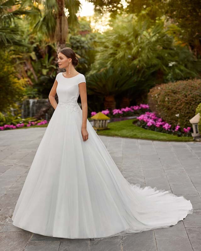 Wedding dresses Adriana Alier by Rosa Clarà HITZA