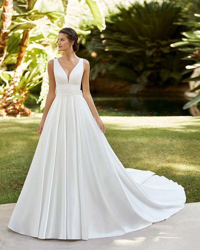 Wedding dresses Adriana Alier by Rosa Clarà ZULEY